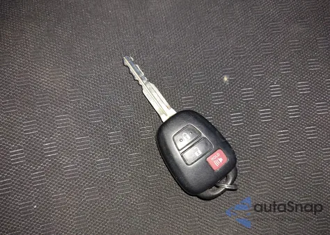 2014 Scion Xd из США, поврежденный, VIN JTKKUPB47E1045128